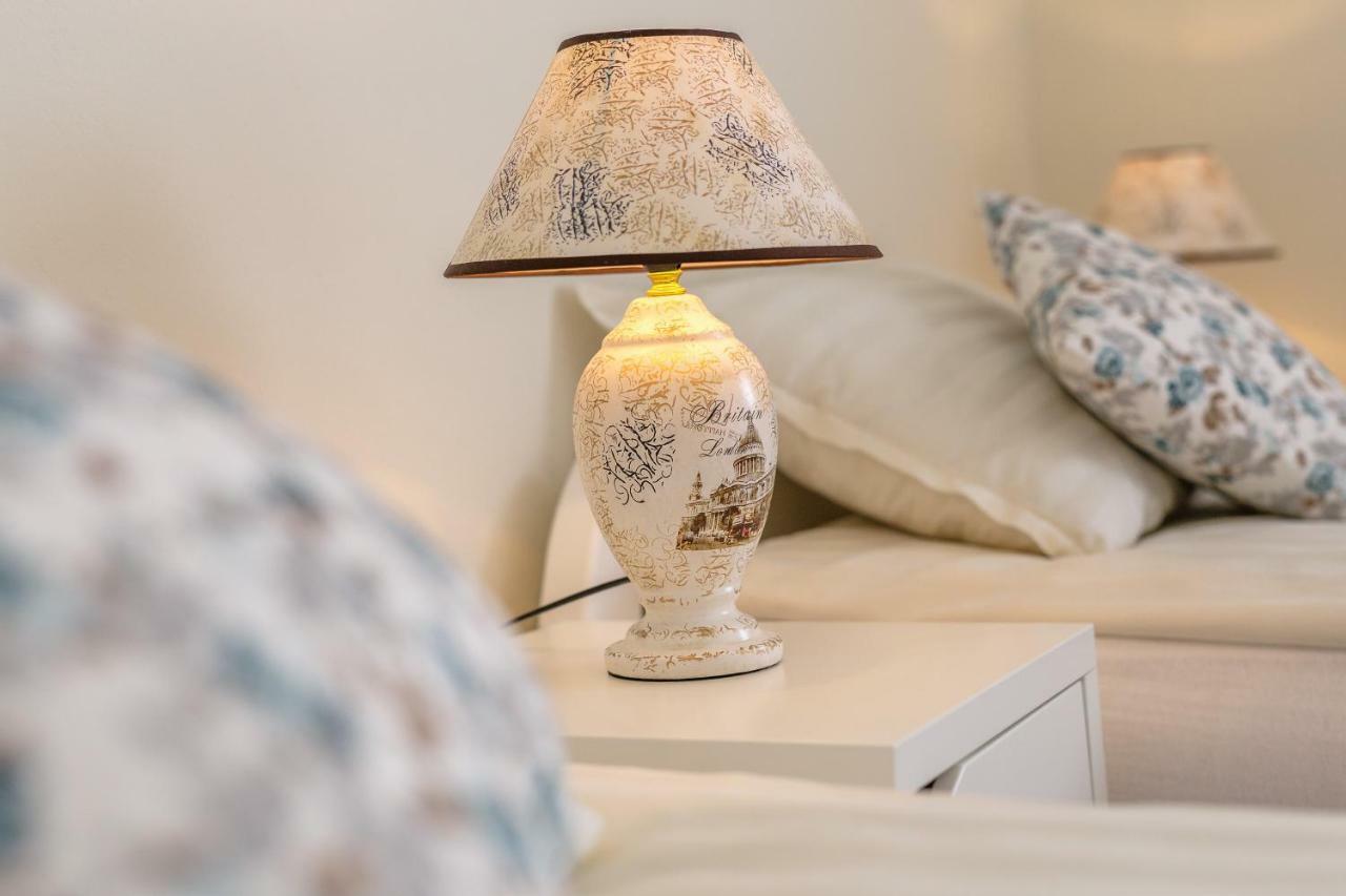 Apartment Snjezana スルニュ エクステリア 写真
