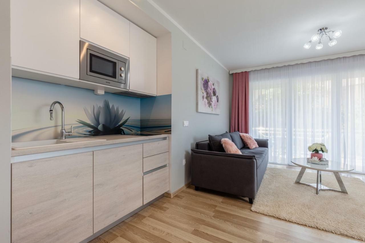 Apartment Snjezana スルニュ エクステリア 写真